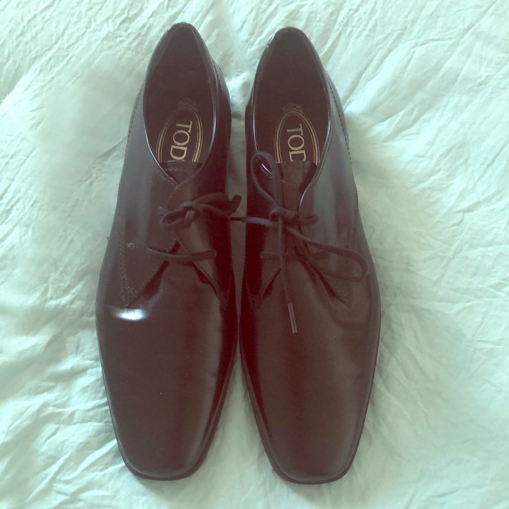 TOD's Lace up oxfords